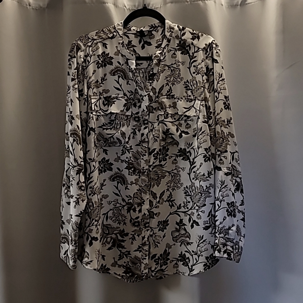 Jones New York Signature women's blouse, large
